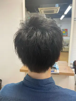 ショート メンズ 小山 明菜のヘアスタイル