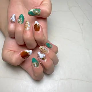 ネイル NAILSALON RandU...のネイルデザイン