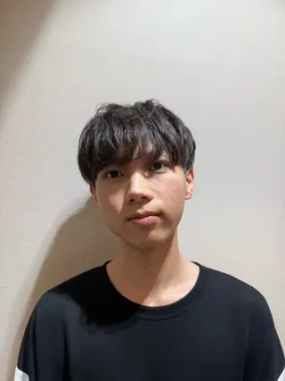 メンズ 鈴木愛海/レイヤー /透明感カラーのヘアスタイル