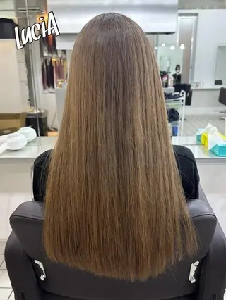 カラー ロング ヘアアレンジ LuciAエクステ カラー3000セラのヘアスタイル
