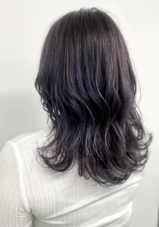 セミロング カラー ⭐️当日OK⭐️ 岩田峻のヘアスタイル