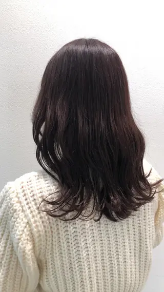 セミロング suzuka （スズ）のヘアスタイル