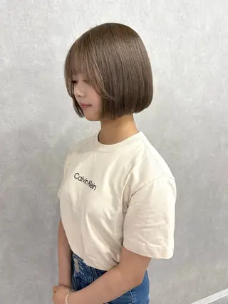 ショート カラー 盛れる顔まわり✨🎀 レイヤー別所好葉のヘアスタイル