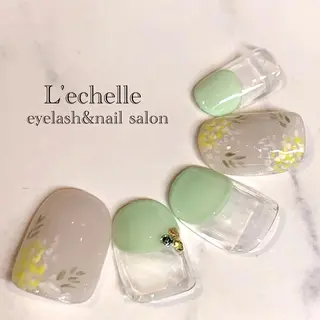ネイル .. momoko🕊のネイルデザイン