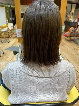 ショート カラー 🪿透明感/艶カラー ﾜﾀﾅﾍﾞｱｵｲのヘアスタイル