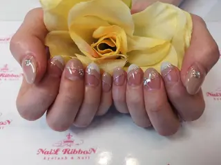 ネイル ネイルリボン 受付スタッフのネイルデザイン