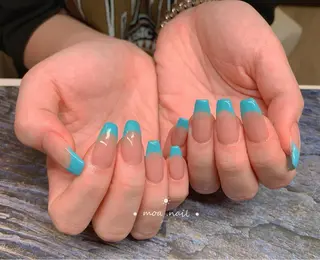 ネイル MoaNail🫶 Yoshiのネイルデザイン