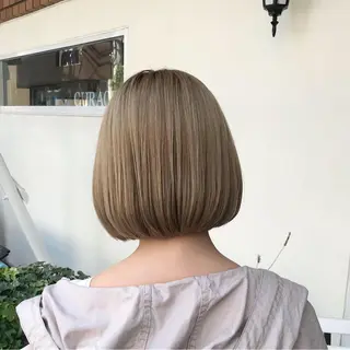 ショート カラー stylist店長 岡本真依のヘアスタイル