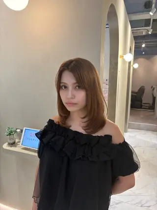 ミディアム カラー 赤み消しカラー🪽 透明感カラー🪽のあのヘアスタイル