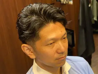 ショート パーマ メンズ 浅見 天翔のヘアスタイル