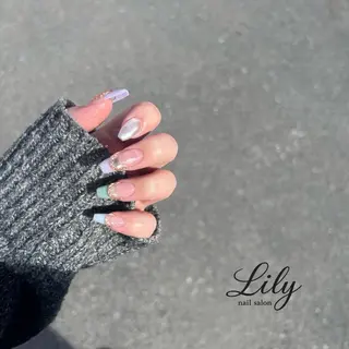 ネイル nail salon Lily所属・藤田 璃々のネイルデザイン