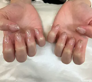 ネイル ビューティサロン 100+  ヒトミのネイルデザイン