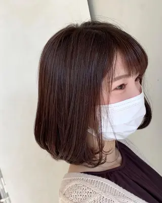 ショート カラー リサ tonieのヘアスタイル