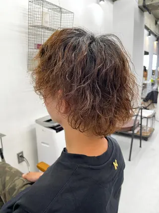 ミディアム カラー パーマ メンズ 森本裕/オーナー/ ハイトーン/パーマのヘアスタイル