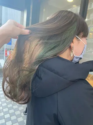 ロング カラー サプリームヘア 飯田みち瑠のヘアスタイル