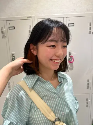 ミディアム カラー シールエクステ/ ブリーチカラーのヘアスタイル