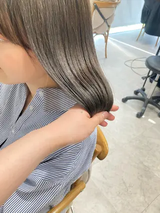 ミディアム ✨色持ちの良い艶 カラー✨蟹江真世のヘアスタイル