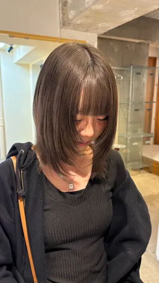 ミディアム カラー パ ルのヘアスタイル