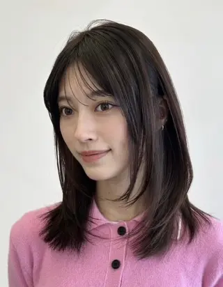 カラー Cocoro 艶カラーのヘアスタイル