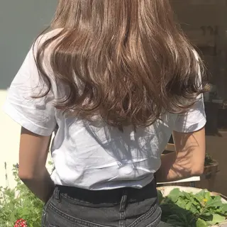 ロング カラー stylist店長 岡本真依のヘアスタイル