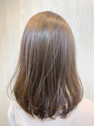 ミディアム カラー ヘアアレンジ HUENEST アカデミーサロンのヘアスタイル