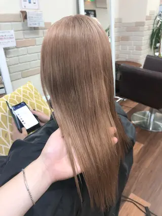 セミロング Merly osakaのヘアスタイル