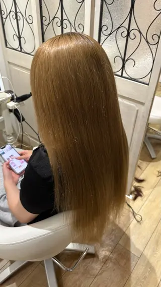 ロング カラー 似合わせ 顔周りYUUGAのヘアスタイル
