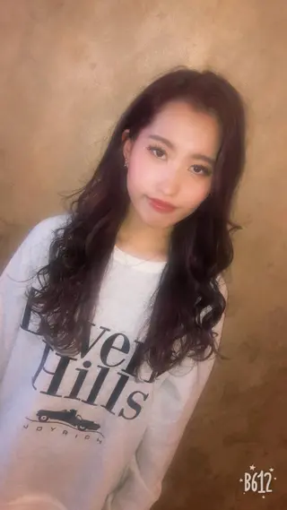 ロング カラー 吉本 yoshimotoのヘアスタイル