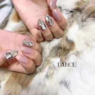 ミディアム Lance nailのネイルデザイン