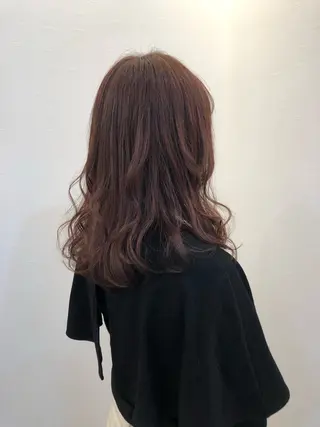 カラー ツノガイ エリのヘアスタイル