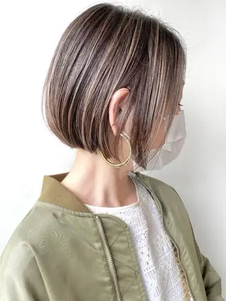 ショート ケアブリーチ 黒瀬有汰のヘアスタイル