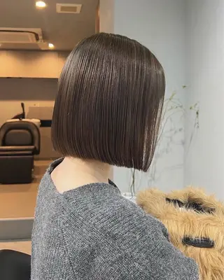 ミディアム カラー akane/ボブ /ブラウンベージュのヘアスタイル