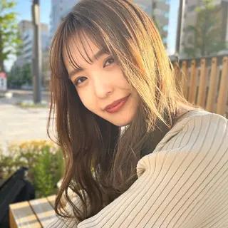 セミロング 山谷 裕紀のヘアスタイル