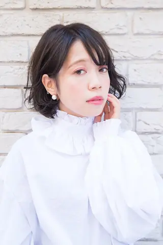 ショート カラー パーマ 澤崎 智代のヘアスタイル