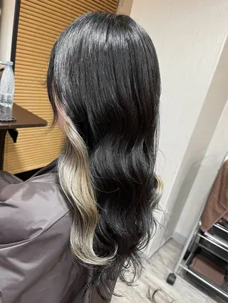 ロング SHIORI💜口コ ミNo.1艶カラーのヘアスタイル