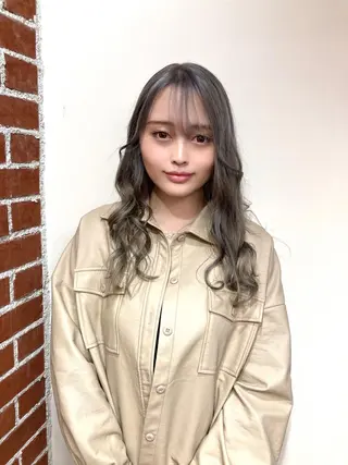 ロング KASHI|顔まわり ×艶髪プロデューサーのヘアスタイル