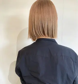 ショート カラー お洒落ベージュ🤎 代官山shibukiのヘアスタイル