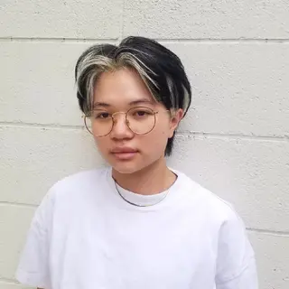 ショート 松尾 ユウキのヘアスタイル