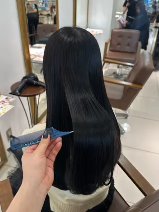 ロング カラー 髪質改善艶カラー🩶 Nanako ⟡.·のヘアスタイル