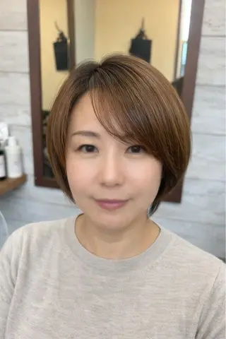 ショート カラー 三宅 さおりのヘアスタイル