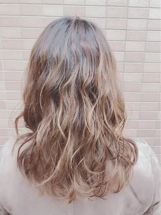 セミロング パーマ 杉本 ひろみのヘアスタイル