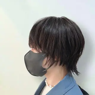ショート ハッシュ・ウルフ🐺 小顔レイヤー松山直史のヘアスタイル