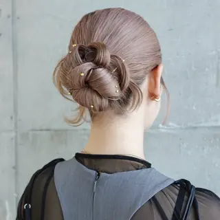 セミロング ヘアアレンジ 🌐サトウ リョウ🌐のヘアスタイル