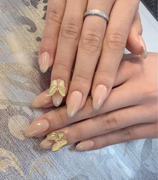 ネイル I-nailロング /ワンホン/キラキラのネイルデザイン