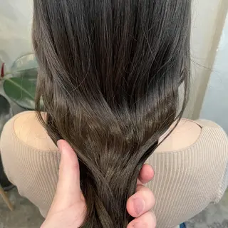 ロング カラー FERIA梅田🖤 透明感カラー🎀のヘアスタイル