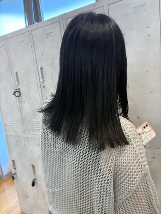 ミディアム カラー tokute 片岡心🐥のヘアスタイル