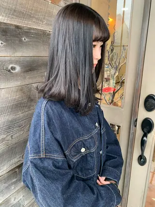 セミロング カワサキ マホのヘアスタイル