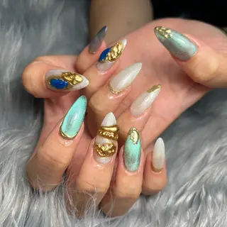 ネイル Laki nailのネイルデザイン