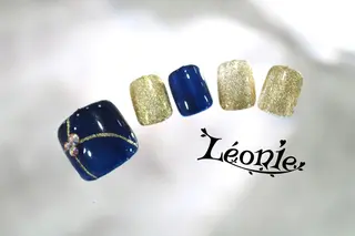 ネイル Leonie やまざきのネイルデザイン
