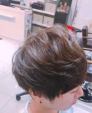 ショート 筒水 悠のヘアスタイル